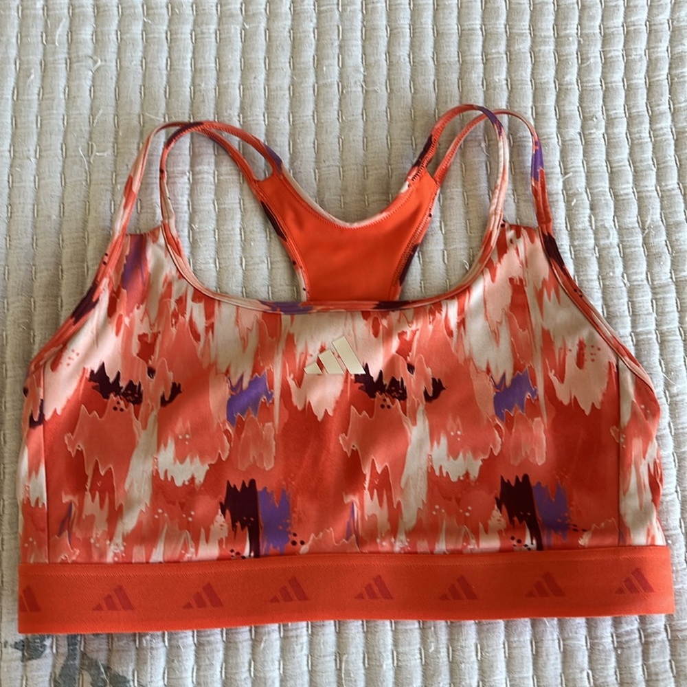 Adidas work out top size M